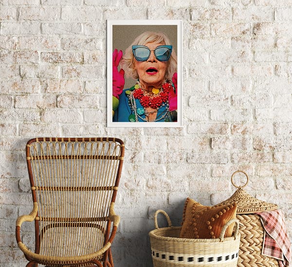 elegant retro wall art cheerful lady