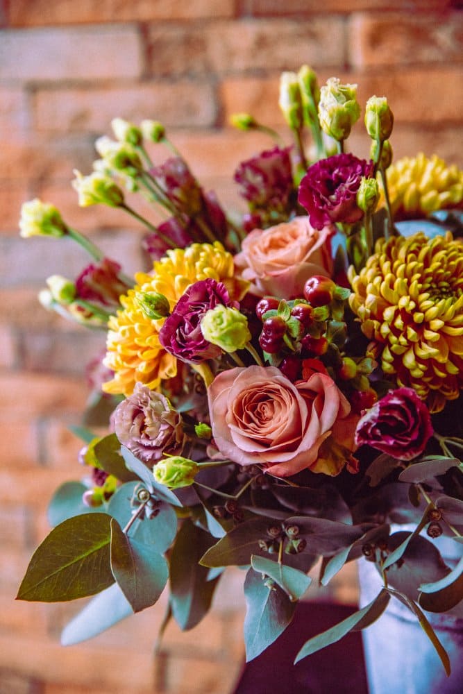 Floral Arrangement Ideas for Valentine's Day.Ideas for Valentine's Day mixed-flower-composition-roses-lithianthus-chrysanthemums